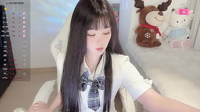 Snapshot of Milla-z chatting on 11/16/25, 09:48 Milla-z online show from 11/16/25, 09:48