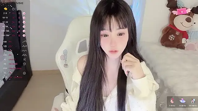 Snapshot of Milla-z chatting on 11/21/25, 04:38 Milla-z online show from 11/21/25, 04:38