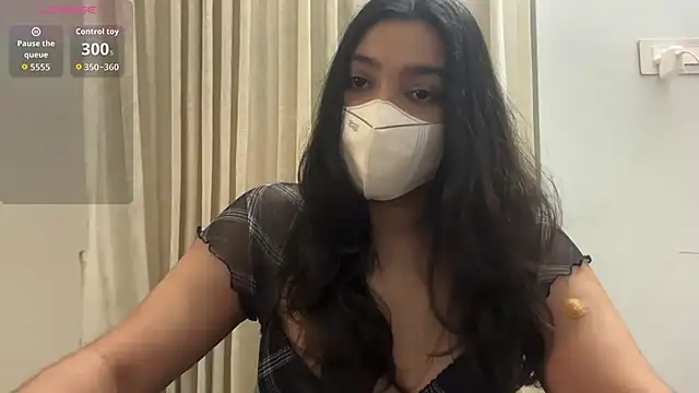 oviyakalra online show from 09/17/25, 03:41