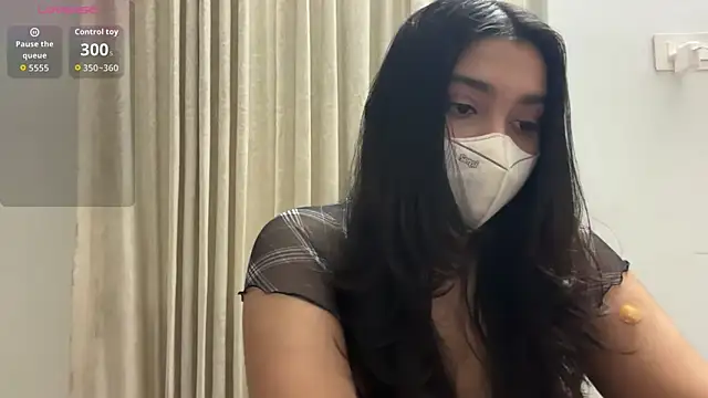 oviyakalra online show from 09/25/25, 02:26