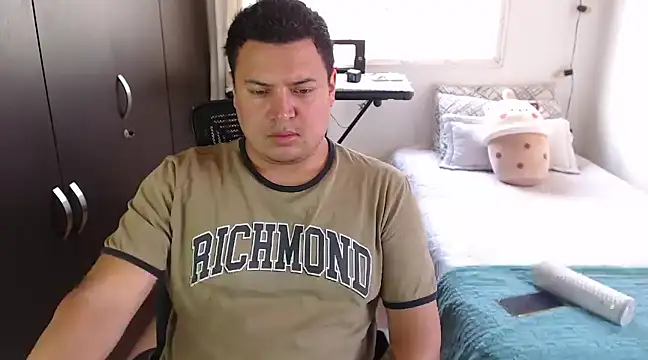 Snapshot of _Aragon__ chatting on 03/11/25, 01:23 Aragon online show from 03/11/25, 01:23