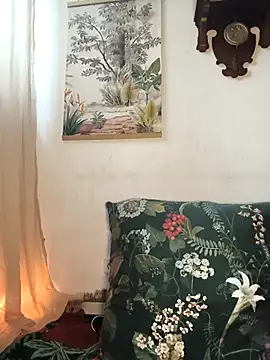 Rosemarie Blu online show from 11/08/25, 11:32