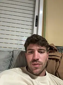 shuki0101 online show from 04/15/26, 05:31