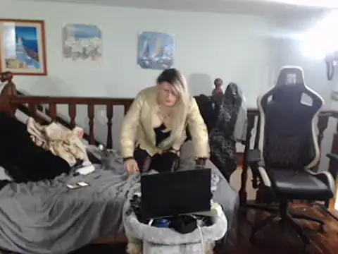 emmex671 online show from 03/11/25, 06:10