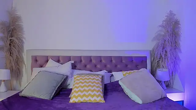 Snapshot of Arianaa_collins chatting on 10/10/25, 12:04 Arianaa collins online show from 10/10/25, 12:04