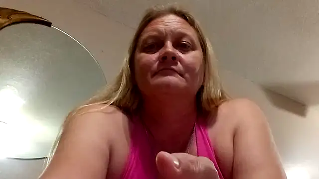 wetnwildforyou online show from 11/25/25, 02:55