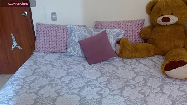 Pamela Skyangels online show from 09/26/25, 06:01