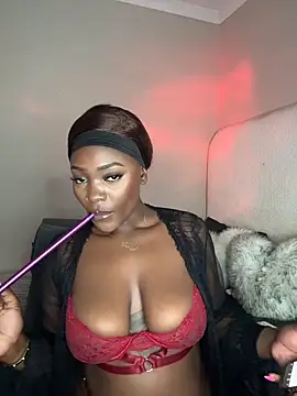 Snapshot of PrincessTamara chatting on 11/14/25, 05:44 PrincessTamara online show from 11/14/25, 05:44