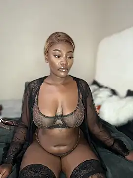 Snapshot of PrincessTamara chatting on 11/16/25, 11:16 PrincessTamara online show from 11/16/25, 11:16