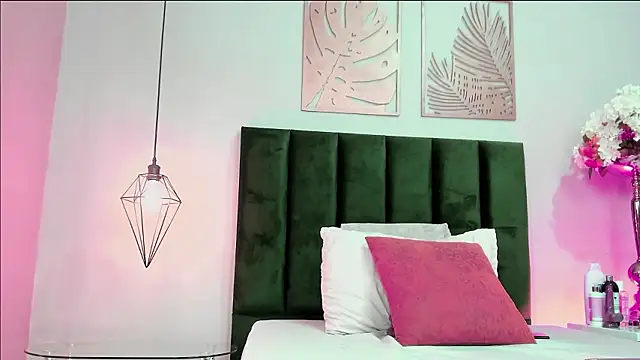 SeleneLujan online show from 03/19/26, 11:47