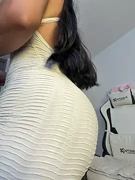 AshleyG 222 online show from 05/10/26, 04:45