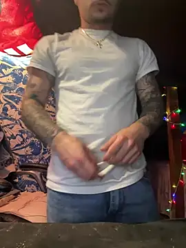 papiVilla23 online show from 03/16/25, 03:47