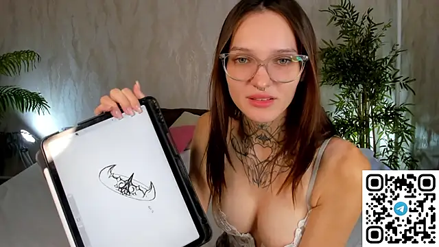 Selena Sharp online show from 06/23/26, 01:14