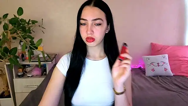 WildKittenX  online show from 05/30/26, 04:09
