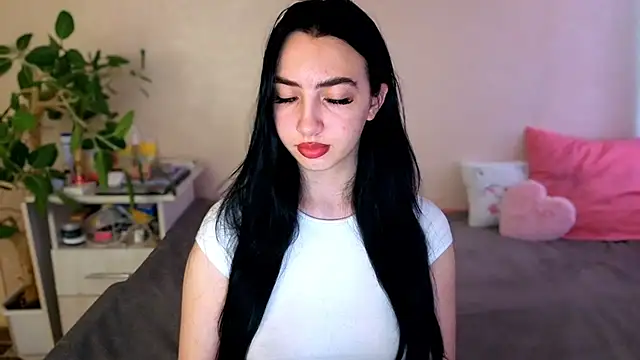 WildKittenX  online show from 06/27/26, 04:06