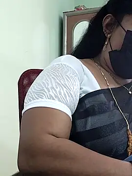 abinaya26 online show from 09/30/25, 08:19