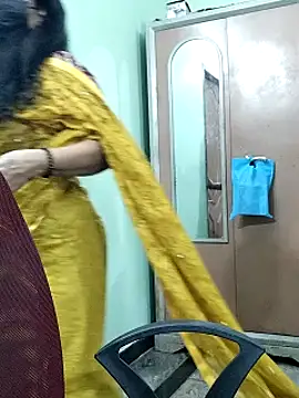 abinaya26 online show from 10/10/25, 05:45