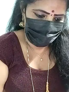 abinaya26 online show from 10/15/25, 08:20