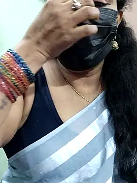 abinaya26 online show from 11/13/25, 03:55