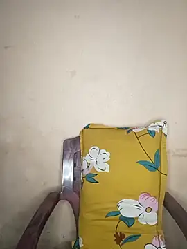 Snapshot of Bagi-Sexy chatting on 03/01/25, 06:11 Bagi-Sexy online show from 03/01/25, 06:11