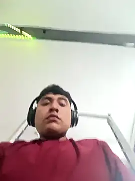 crisssalazar online show from 03/10/25, 01:10