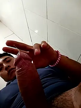 crisssalazar online show from 01/13/26, 06:35