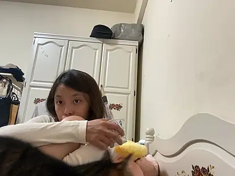 Snapshot of ladypaggy chatting on 03/08/25, 03:56 ladypaggy online show from 03/08/25, 03:56