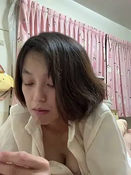 Snapshot of ladypaggy chatting on 09/10/25, 03:23 ladypaggy online show from 09/10/25, 03:23