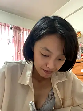 Snapshot of ladypaggy chatting on 11/08/25, 05:18 ladypaggy online show from 11/08/25, 05:18