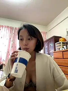 Snapshot of ladypaggy chatting on 11/21/25, 05:50 ladypaggy online show from 11/21/25, 05:50