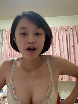 Snapshot of ladypaggy chatting on 02/10/26, 01:48 ladypaggy online show from 02/10/26, 01:48