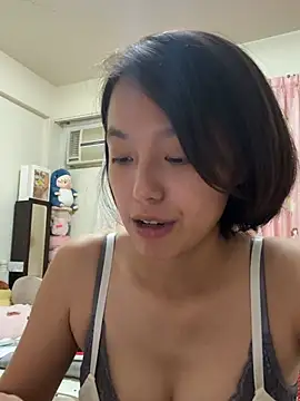 Snapshot of ladypaggy chatting on 07/05/26, 03:52 ladypaggy online show from 07/05/26, 03:52