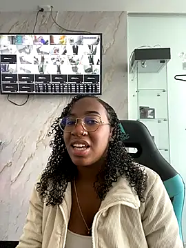 Qeen blackk online show from 09/09/25, 08:19