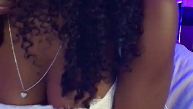 Qeen blackk online show from 10/25/25, 08:14