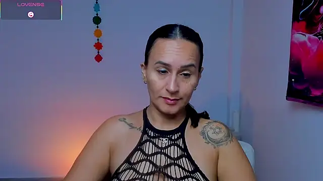 Sara Charmy online show from 05/08/26, 11:04