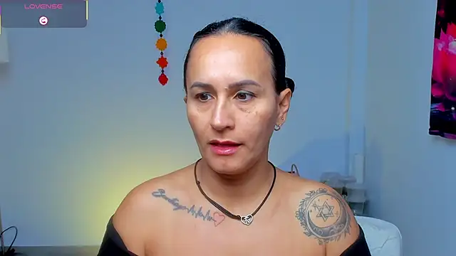 Sara Charmy online show from 05/09/26, 10:53
