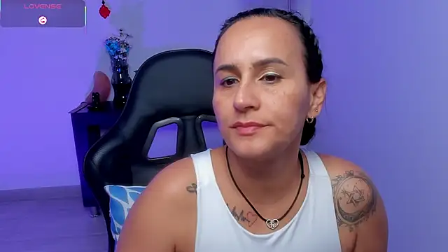 Sara Charmy online show from 06/06/26, 10:36