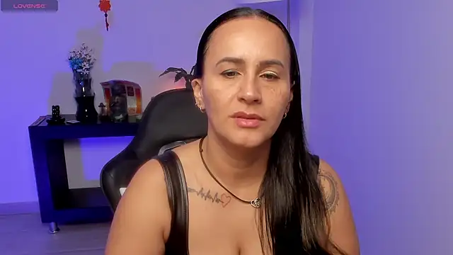 Sara Charmy online show from 06/12/26, 11:20