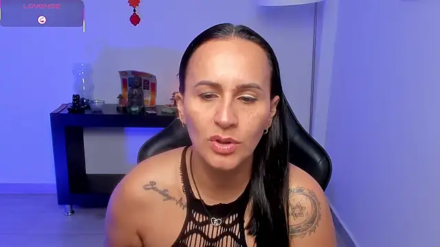 Sara Charmy online show from 06/17/26, 11:01