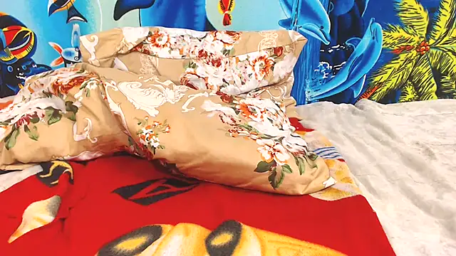 Snapshot of ChocolateClit chatting on 09/20/25, 12:00 ChocolateClit online show from 09/20/25, 12:00