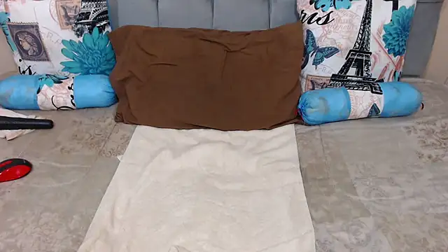 ChocolateClit online show from 12/15/25, 07:29