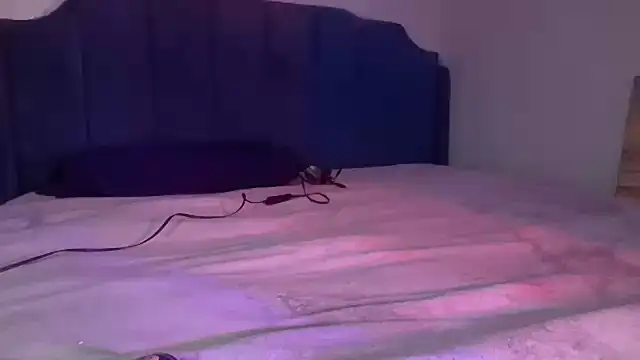 lovelyenigma365 online show from 03/12/25, 05:57