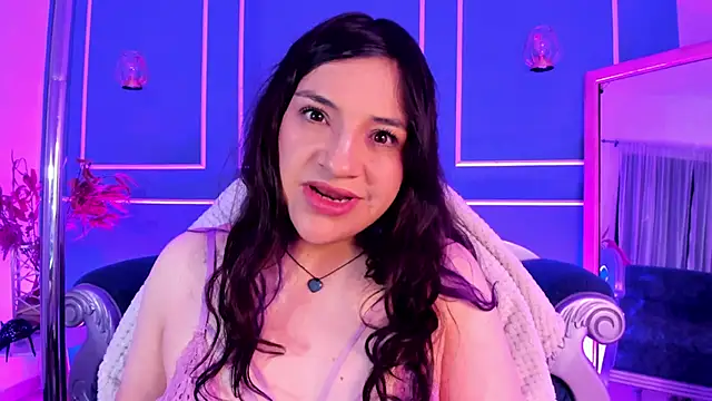 TaraTaylorr online show from 12/16/25, 03:11