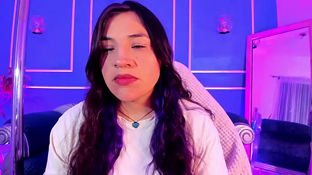 TaraTaylorr online show from 12/22/25, 02:08