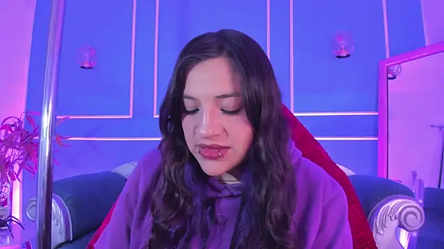 TaraTaylorr online show from 01/18/26, 02:37