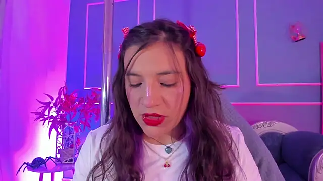 TaraTaylorr online show from 02/17/26, 03:25