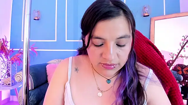 TaraTaylorr online show from 04/25/26, 10:07