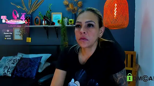 yessila parker online show from 03/26/26, 09:15