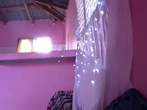 Ladyzee25 online show from 03/06/26, 05:20