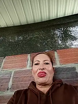 Snapshot of Sexy-Woman-Mature chatting on 05/14/26, 01:07 Sexy-Woman-Mature online show from 05/14/26, 01:07